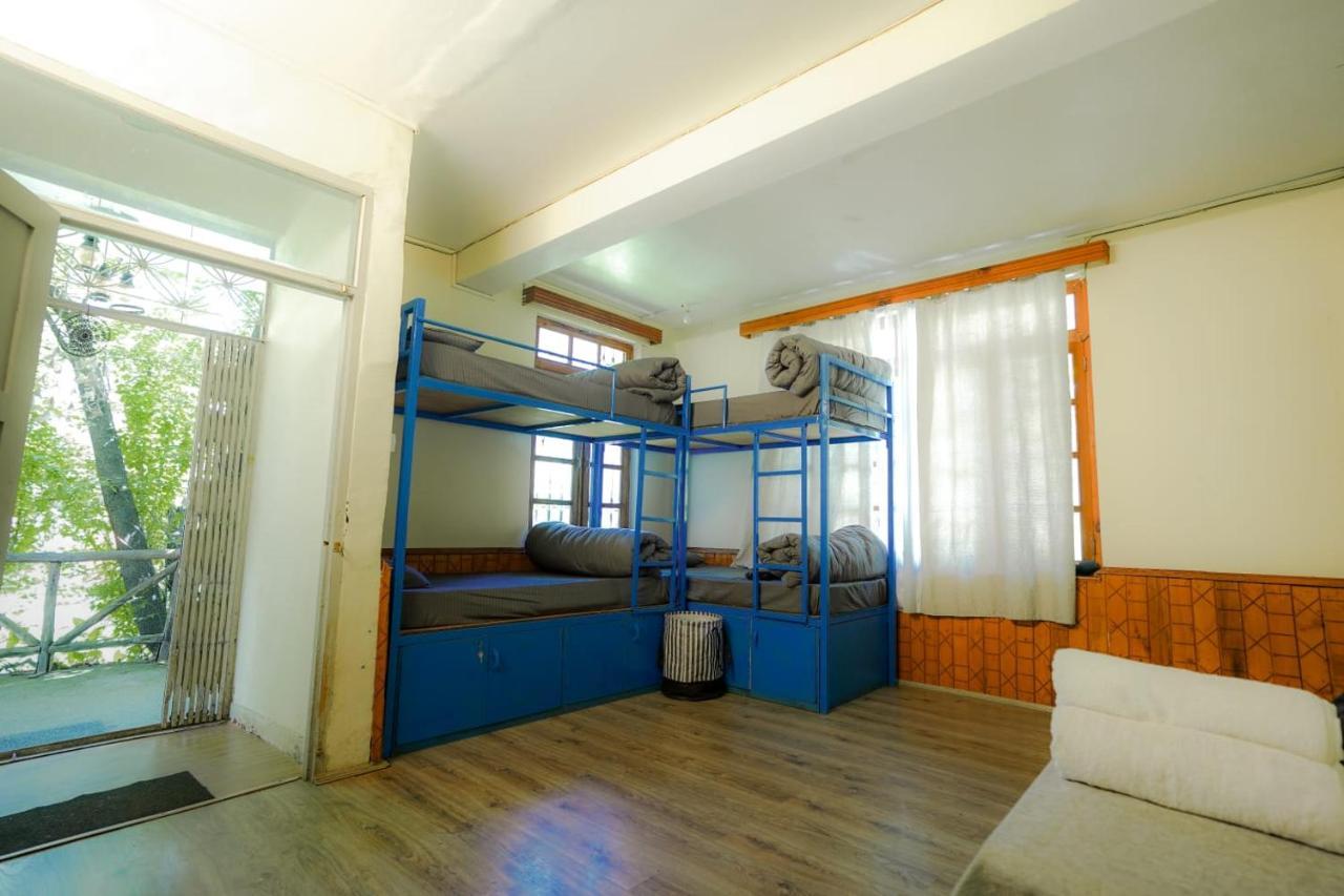 Mars Monkey Hostel & Cafe Manali  Bagian luar foto