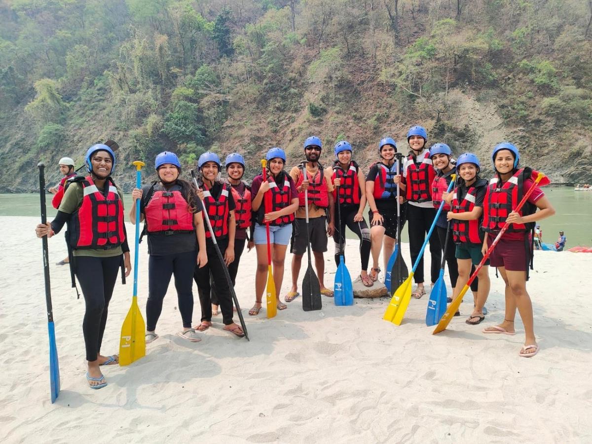 Mars Monkey Hostel & Cafe Manali  Bagian luar foto