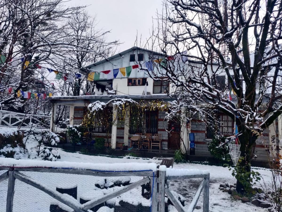Mars Monkey Hostel & Cafe Manali  Bagian luar foto