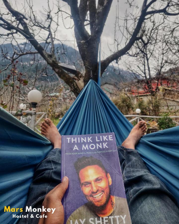 Mars Monkey Hostel & Cafe Manali  Bagian luar foto